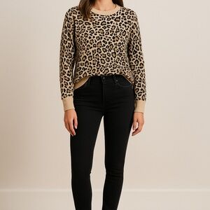 Natural Animal print crew neck sweater-on 34 th size L